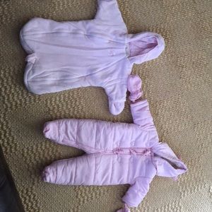 Baby snow suits O-3months.